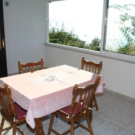 Nemira 2828e * Gornji Dolac